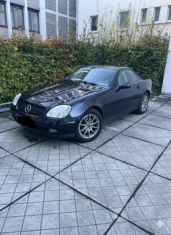 Schwarz Gebraucht 2000 Mercedes SLK200 Cabrio | 3.800 € (Guter Preis) - Bild 1/4