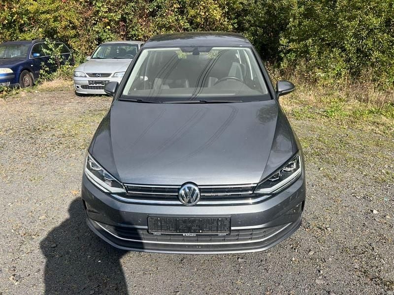 Grau Gebraucht 2020 VW Golf Sportsvan Comfortline Van / Kleinbus | 16.499 € (Superpreis) - Bild 1/4