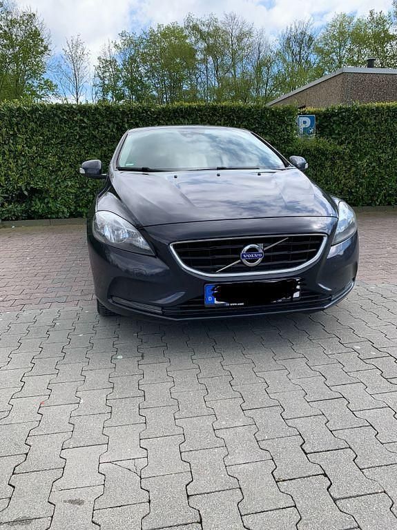Gebraucht Volvo V40 150 PS (110 kW) 2015 Blau Limousine