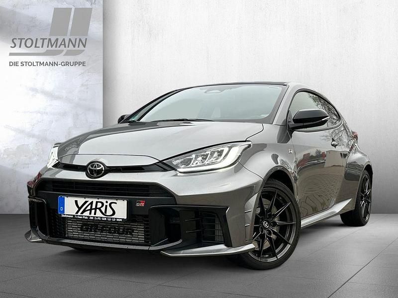 Palladiumsilber metallic Gebraucht 2024 Toyota Yaris Kleinwagen | 44.444 € (Superpreis) - Bild 1/4