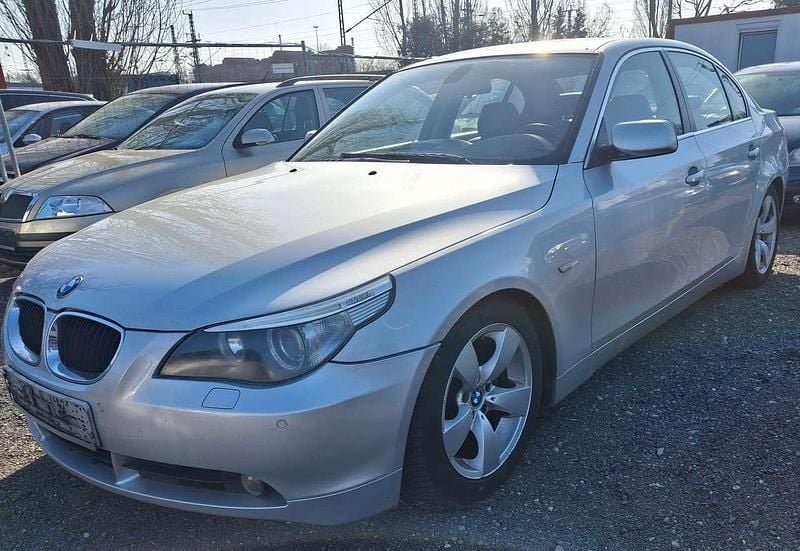 Gebraucht BMW 525 192 PS (141 kW) 2005 Silber Limousine