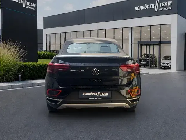 Neu VW T-Roc Style 150 PS (110 kW) 2026 Schwarz SUV