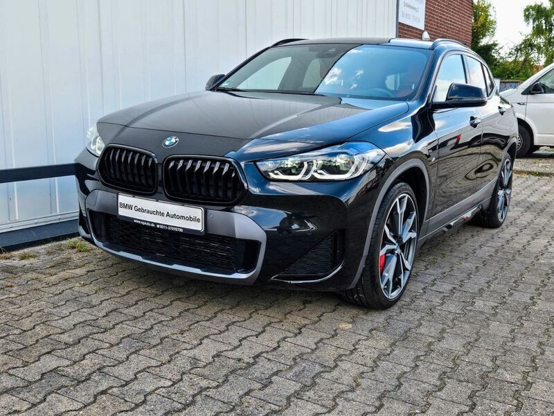 Schwarz Gebraucht 2021 BMW X2 M Sport SUV | 29.998 € (Guter Preis) - Bild 1/4