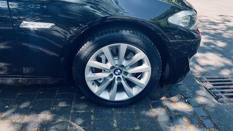 Gebraucht BMW 528 245 PS (180 kW) 2012 Schwarz Limousine