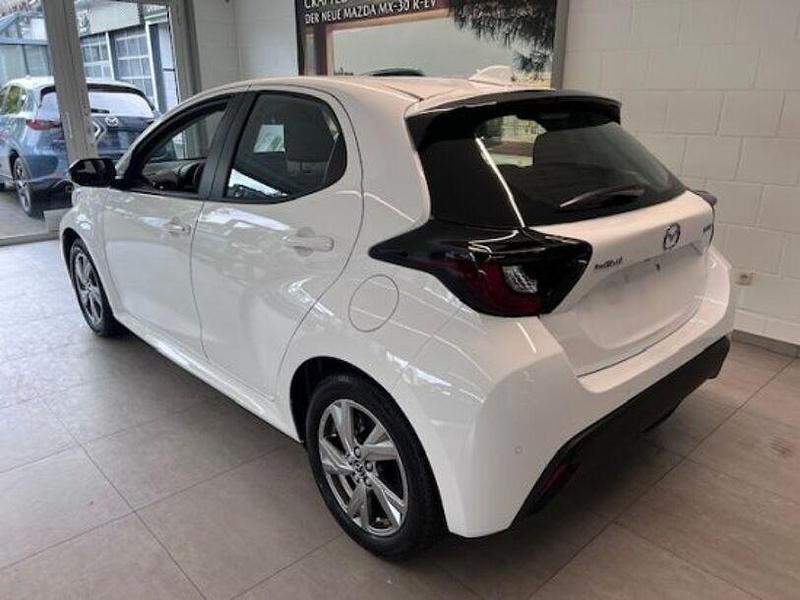 Gebraucht Mazda 2 Center-Line 116 PS (85 kW) 2025 Weiß Limousine