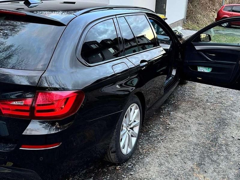 Gebraucht BMW 525 218 PS (160 kW) 2013 Schwarz Kombi