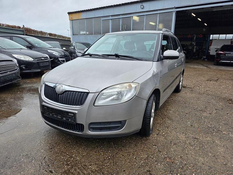 Gebraucht Skoda Fabia Ambiente 80 PS (58 kW) 2008 Beige Kombi