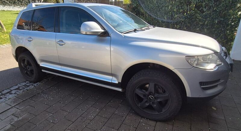 Silber Gebraucht 2008 VW Touareg SUV | 8.500 € (Fairer Preis) - Bild 1/4