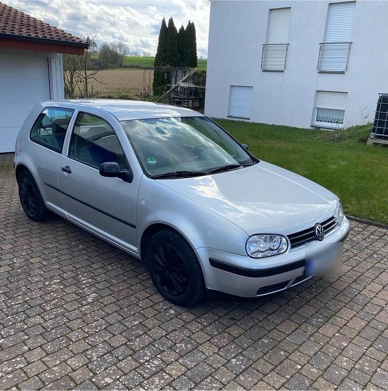 Gebraucht VW Golf IV Edition 75 PS (55 kW) 2000 Silber Kleinwagen