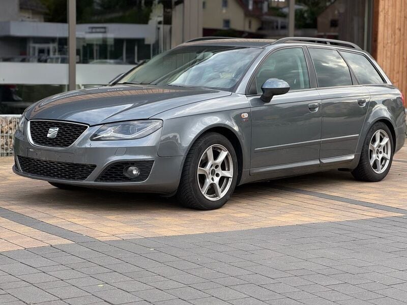 Gebraucht Seat Exeo Sport 143 PS (105 kW) 2012 Grau Kombi