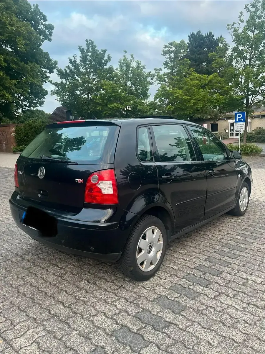 Gebraucht VW Polo 75 PS (55 kW) 2002 Schwarz Limousine