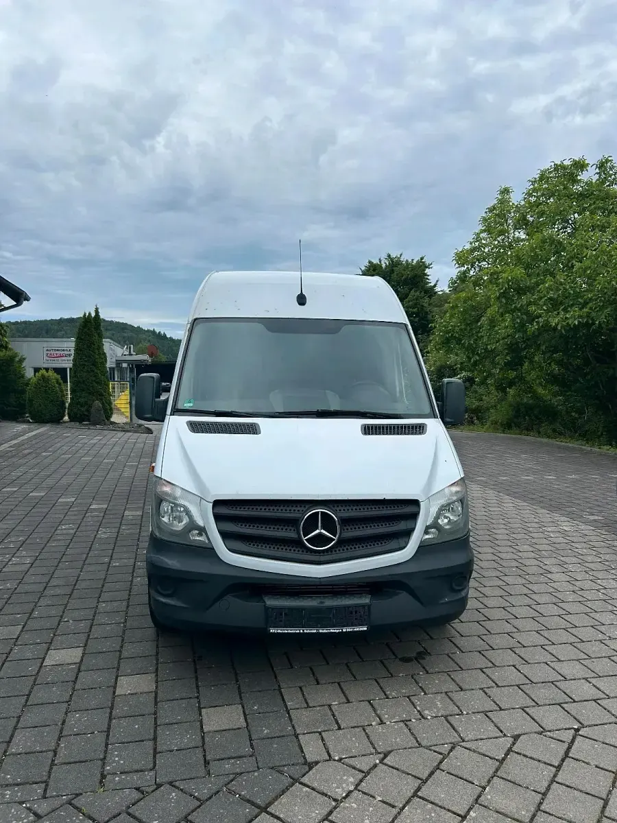 Gebraucht Mercedes Sprinter 163 PS (119 kW) 2018 Weiß Van