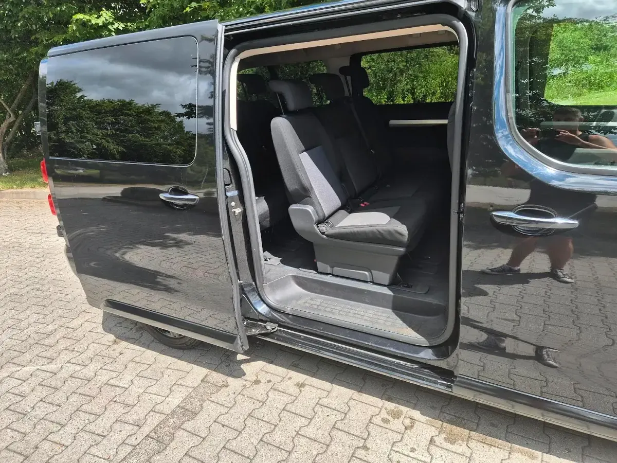 Gebraucht Toyota Proace Verso 177 PS (130 kW) 2018 Schwarz Kombi