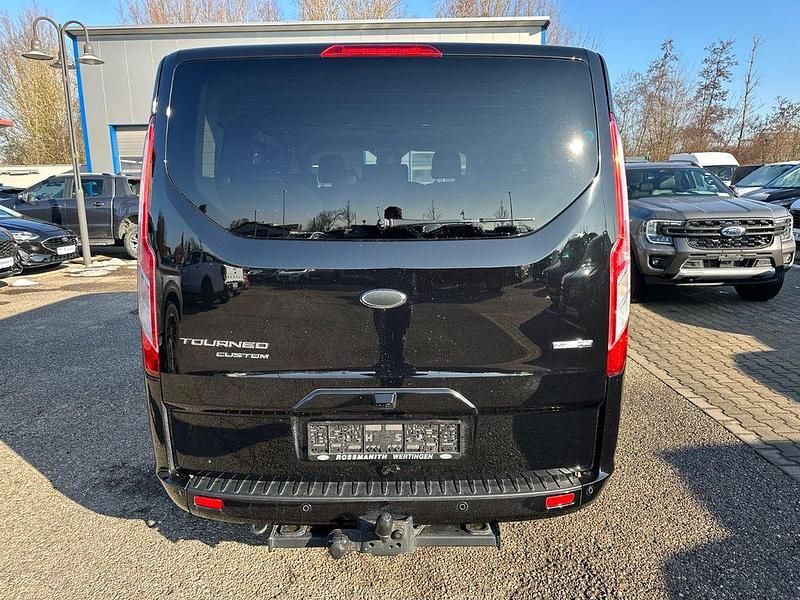Gebraucht Ford Tourneo Titanium 185 PS (136 kW) 2022 Schwarz Van / Kleinbus