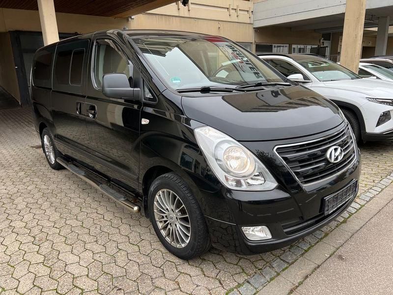 Gebraucht Hyundai H-1 Comfort 170 PS (125 kW) 2014 Schwarz Van / Kleinbus