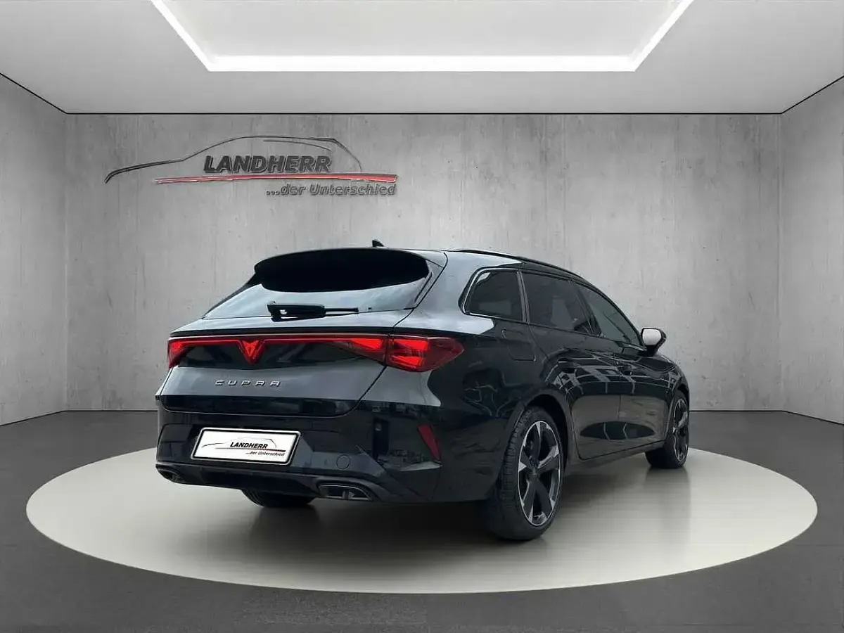 Nowe Cupra Leon 150 KM (110 kW) 2026 Czarny Kombi