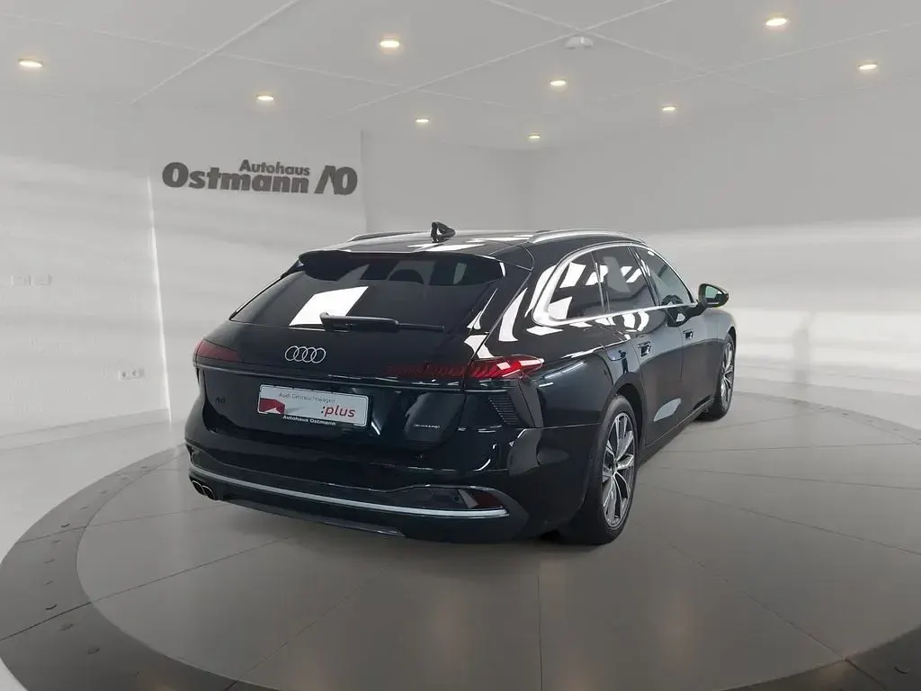 Gebraucht Audi A6 Sport 204 PS (150 kW) 2025 Mythosschwarz metallic Kombi