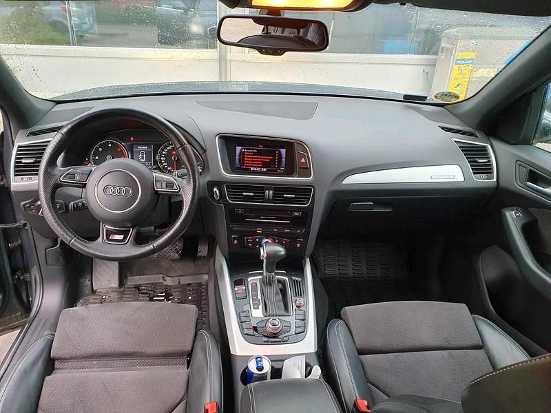 Gebraucht Audi Q5 S-Line 177 PS (130 kW) 2011 Grau SUV