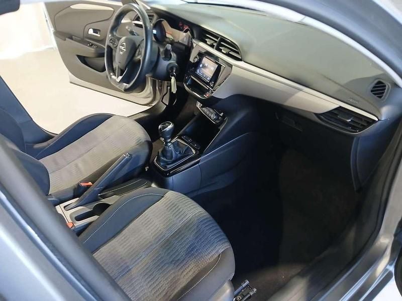 Second-hand Opel Corsa 101 CP (74 kW) 2021 Argintiu Hatchback