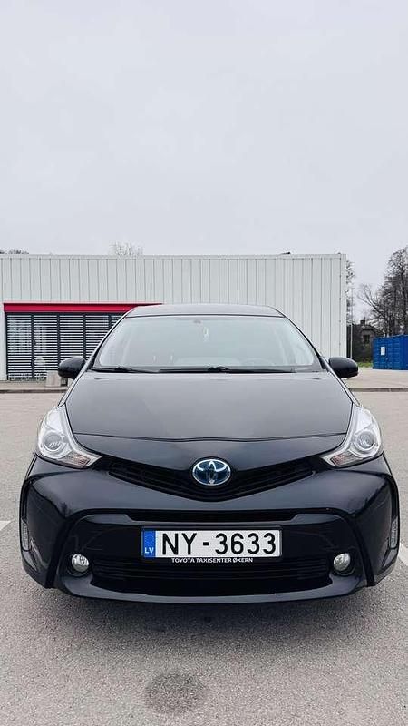 Gebraucht Toyota Prius+ 99 PS (72 kW) 2017 Schwarz Van / Kleinbus