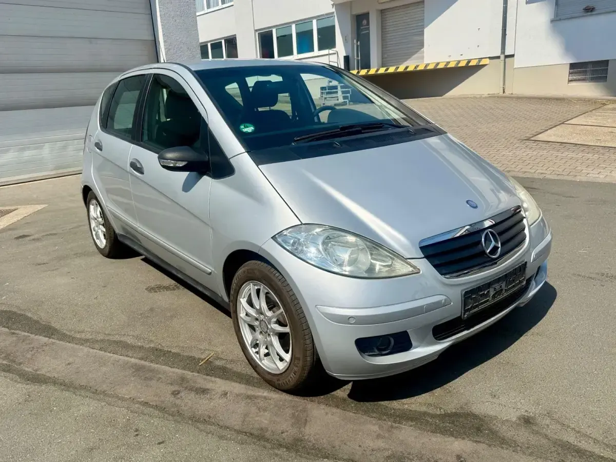 Gebraucht Mercedes A150 95 PS (69 kW) 2008 Silber Kleinwagen