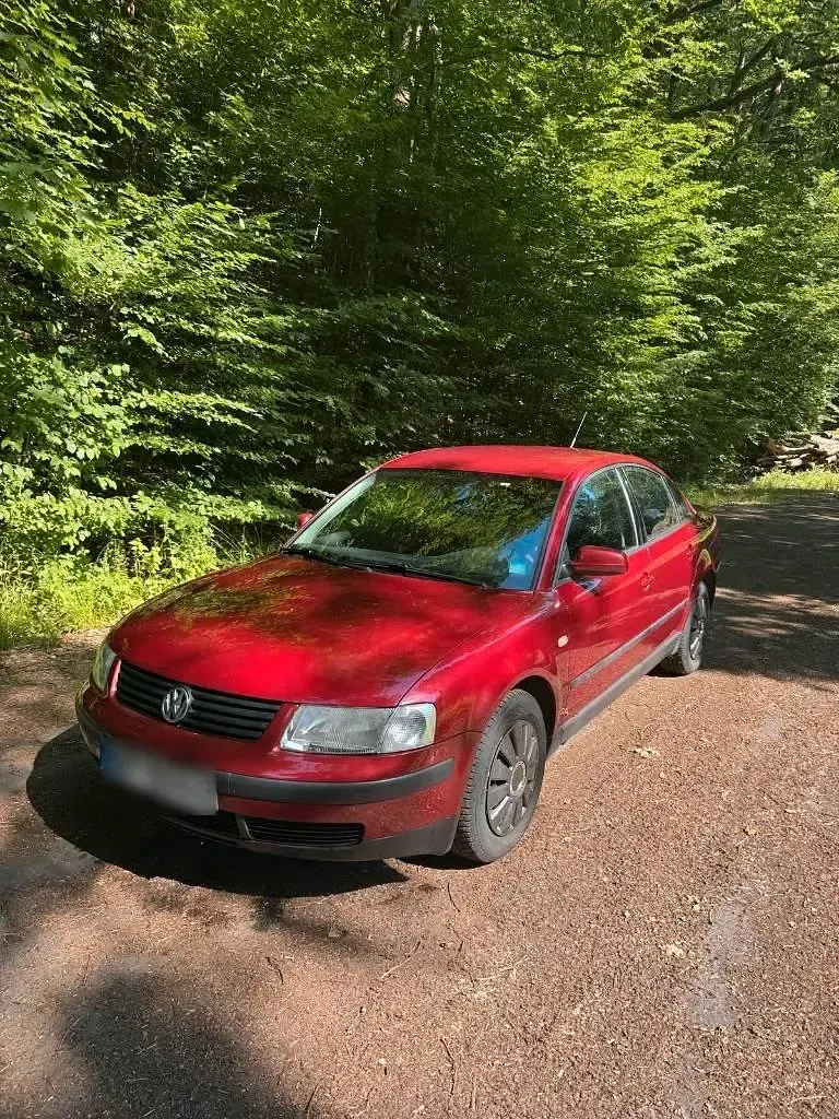 Gebraucht VW Passat 125 PS (91 kW) 1998 Limousine