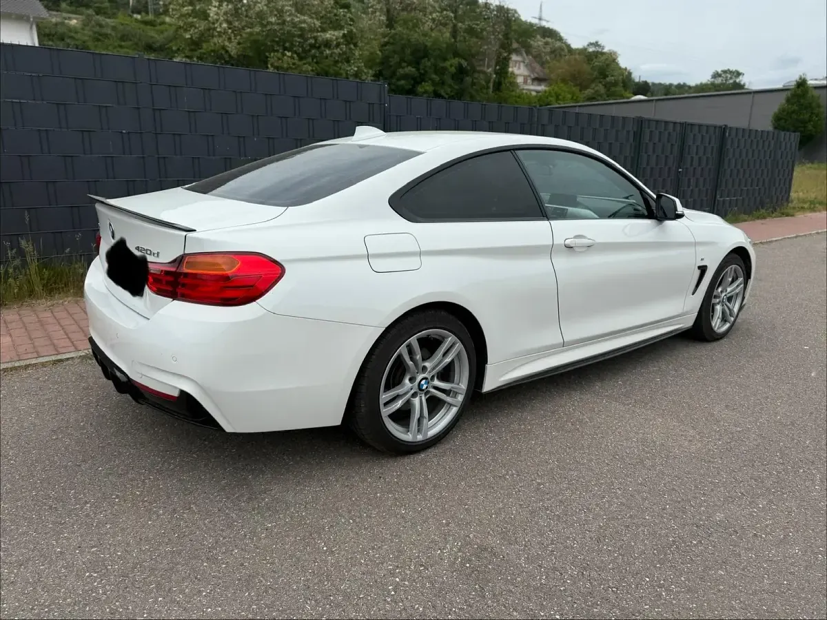 Gebraucht BMW 420 190 PS (139 kW) 2015 Weiß Coupé