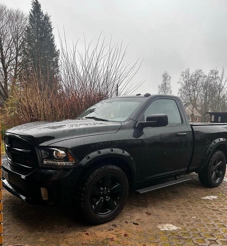 Gebraucht RAM 1500 401 PS (294 kW) 2014 Schwarz Pickup