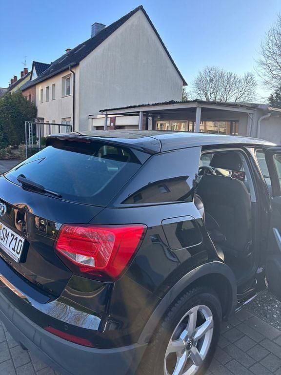 Gebraucht Audi Q2 116 PS (85 kW) 2018 Schwarz SUV