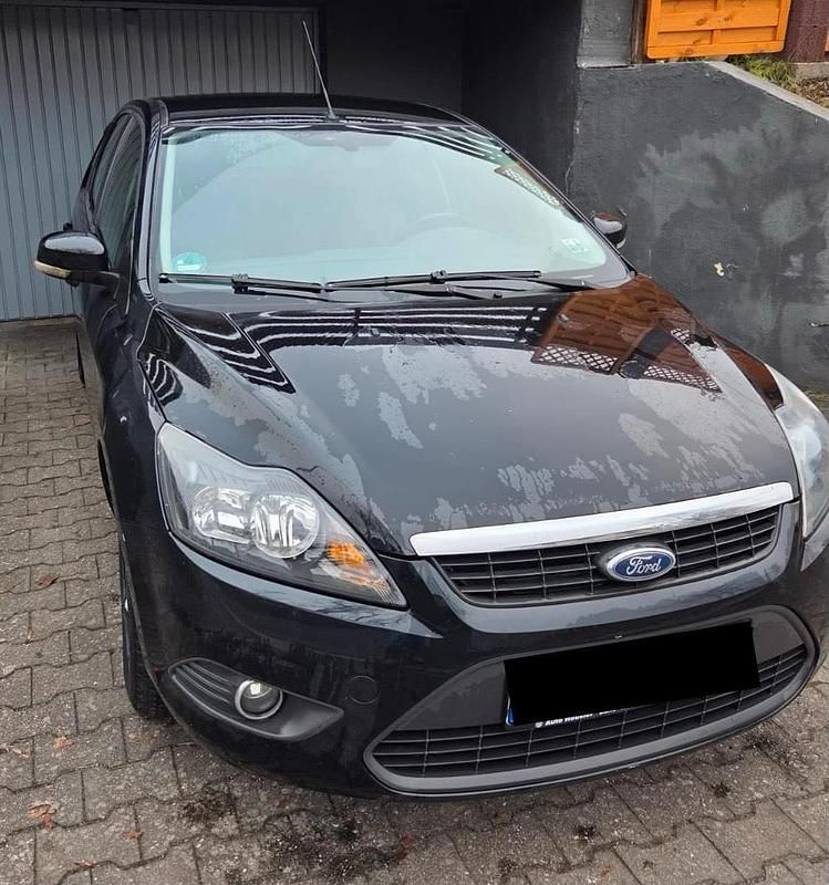 Schwarz Gebraucht 2009 Ford Focus Kleinwagen | 2.450 € (Fairer Preis) - Bild 1/4