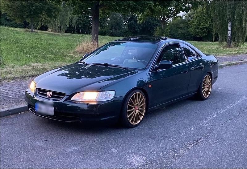 Grün Gebraucht 1999 Honda Accord Coupé | 4.449 € (Fairer Preis) - Bild 1/4
