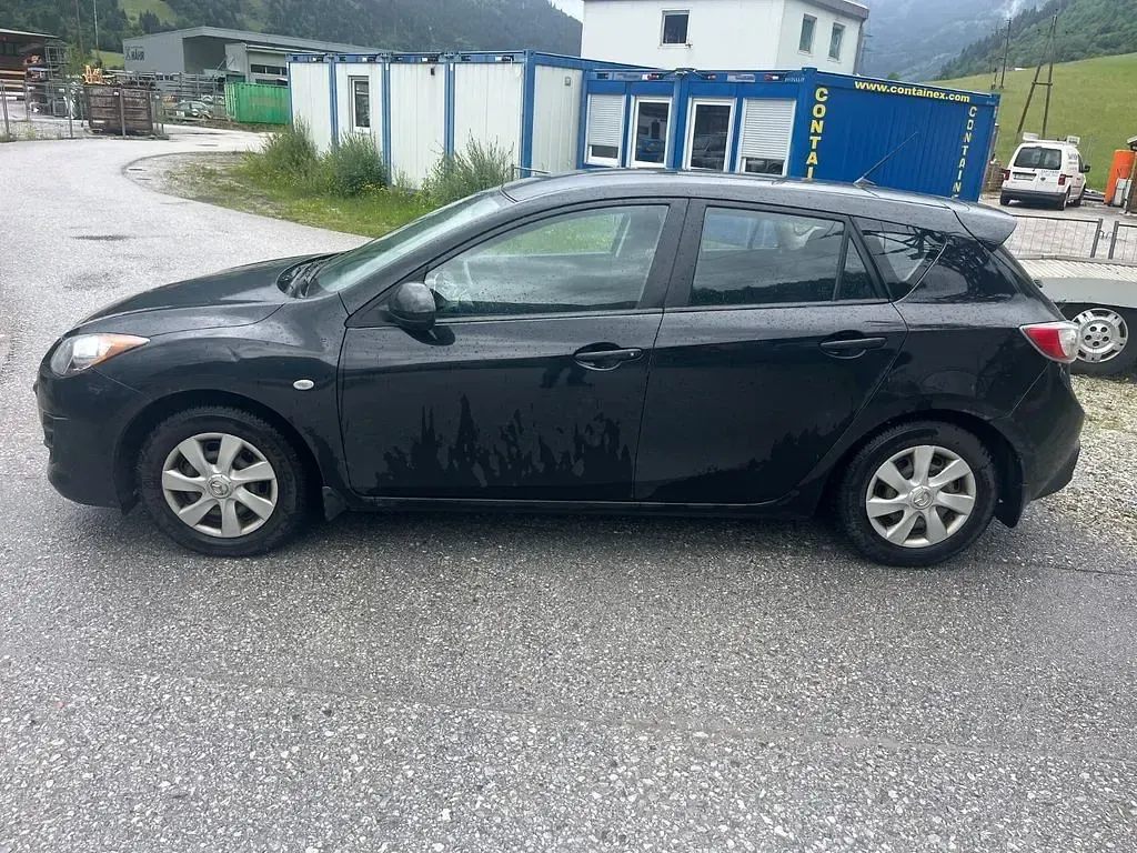 Gebraucht Mazda 3 Active 105 PS (77 kW) 2011 Schwarz Limousine