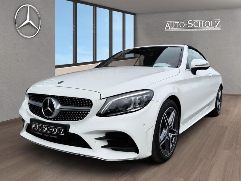 Weiß Gebraucht 2018 Mercedes C180 AMG Cabrio | 26.431 € (Fairer Preis) - Bild 1/4