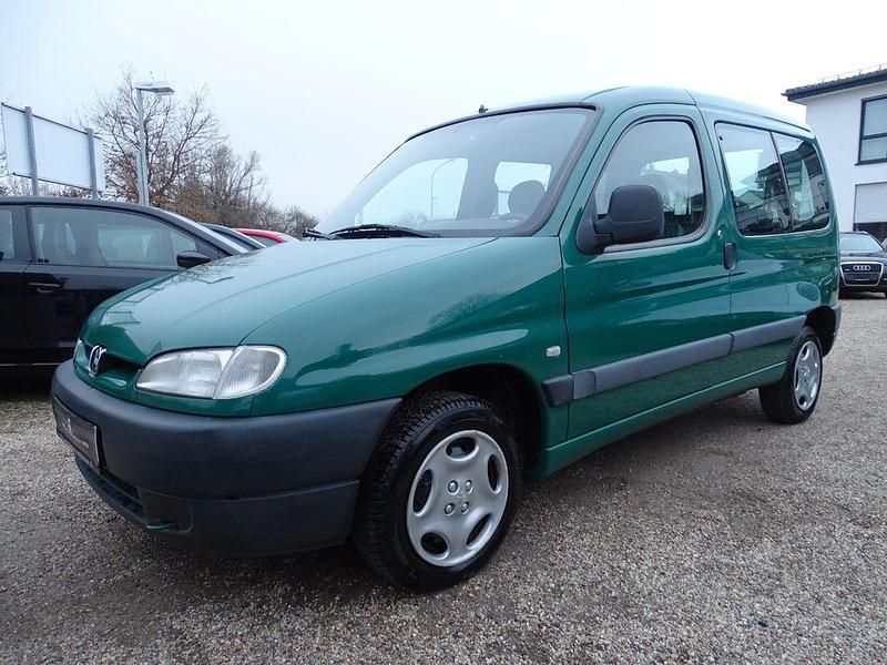 Gebraucht Peugeot Partner 75 PS (55 kW) 2000 Grün Van / Kleinbus