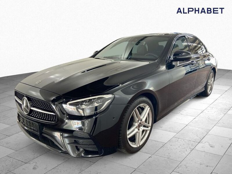 Schwarz Gebraucht 2021 Mercedes E220 AMG line Limousine | 34.690 € (Fairer Preis) - Bild 1/4
