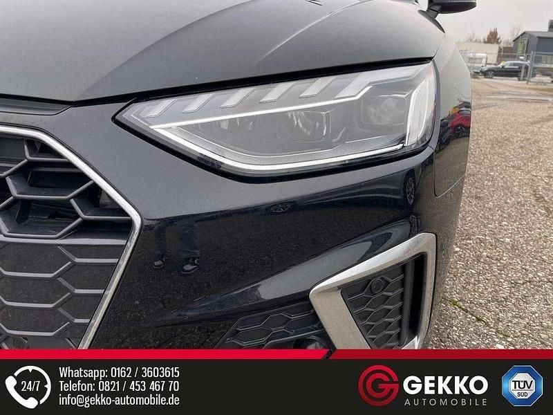 Second-hand Audi A4 S-line plus 204 CP (150 kW) 2023 Negru Break