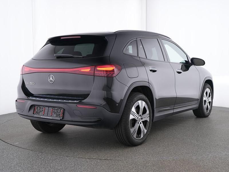 Gebraucht Mercedes EQA250+ Night 139 kW (190 PS) 2025 Schwarz SUV