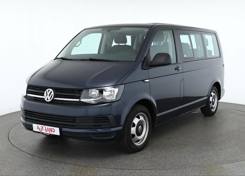 Second-hand VW Multivan 150 CP (110 kW) 2019 Albastru Monovolum