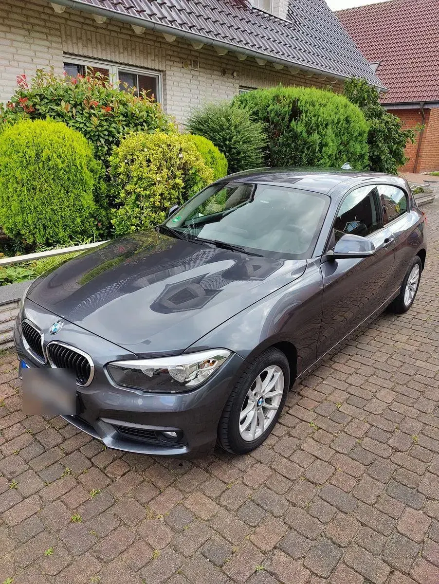 Gebraucht BMW 116 116 PS (85 kW) 2017 Grau Kleinwagen