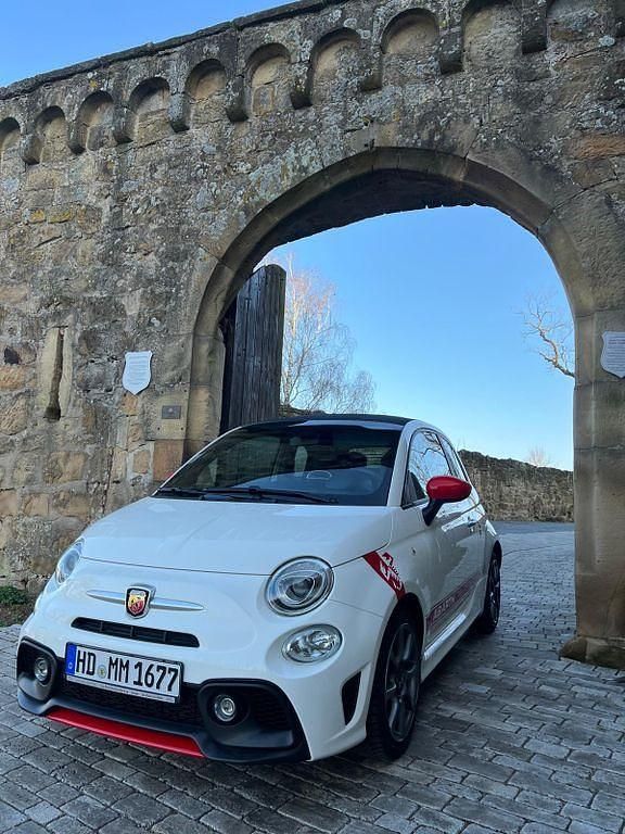 Gebraucht Abarth 500C 145 PS (106 kW) 2020 Weiß Cabrio