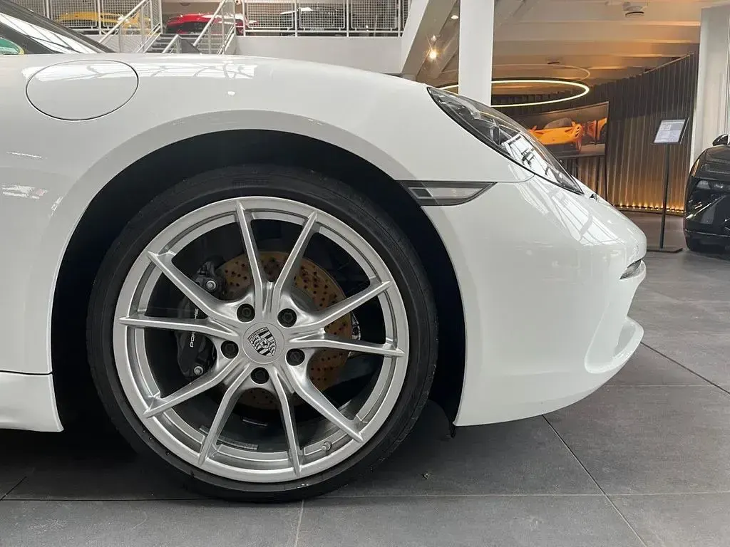 Gebraucht Porsche 718 299 PS (219 kW) 2016 Weiß Cabrio