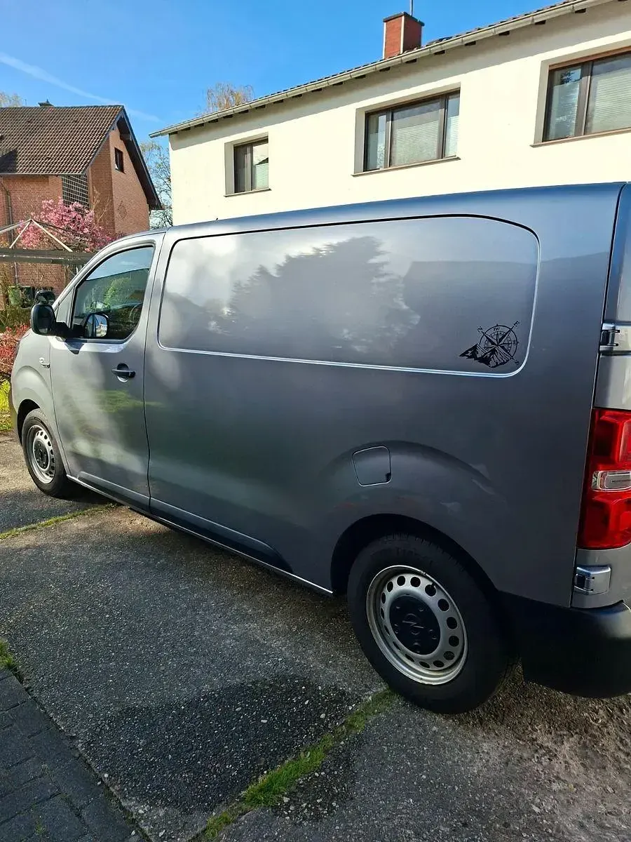 Gebraucht Opel Vivaro-e Combi 102 PS (75 kW) 2024 Grau Van / Kleinbus