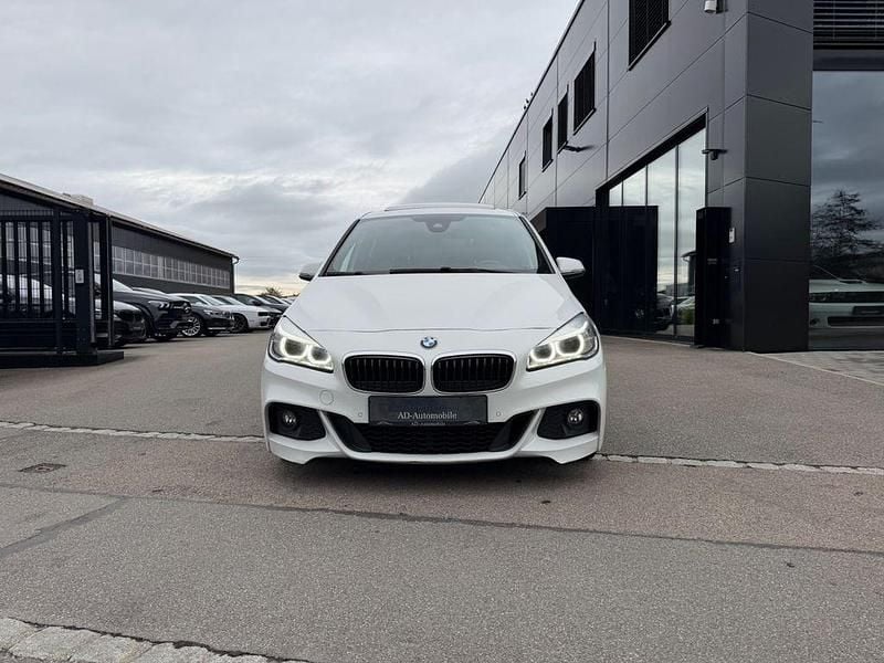 Gebraucht BMW 218 Gran Tourer Shadowline 150 PS (110 kW) 2016 Weiß Van / Kleinbus