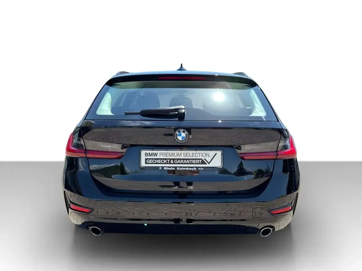 Gebraucht BMW 318 Sport Line 150 PS (110 kW) 2022 Schwarz Kombi