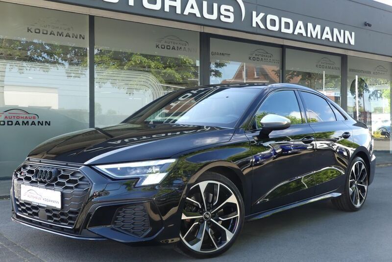 Schwarz Gebraucht 2023 Audi S3 Sport Limousine | 40.950 € (Guter Preis) - Bild 1/4