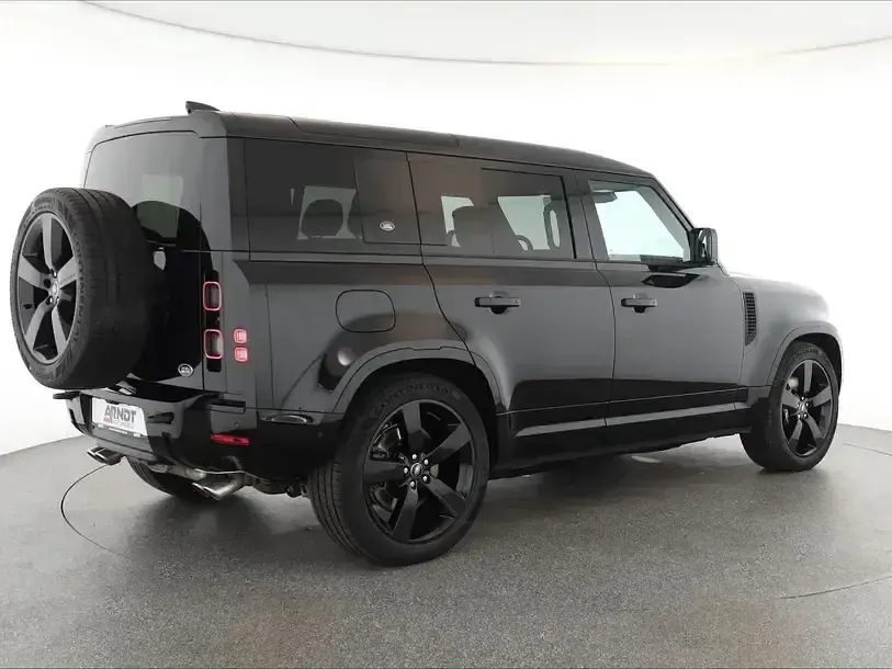 Gebraucht Land Rover Defender 525 PS (386 kW) 2023 Santorini black SUV