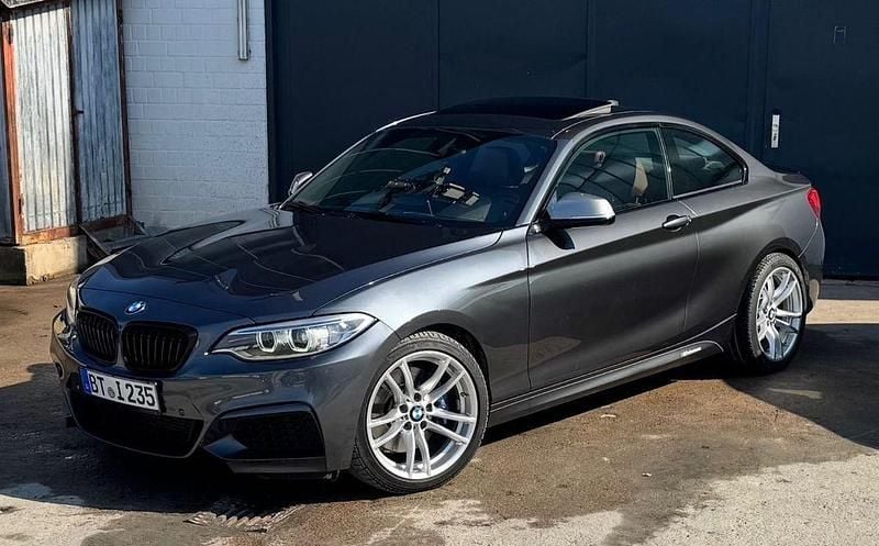 Gebraucht BMW M235 M Performance 326 PS (239 kW) 2015 Grau Coupé