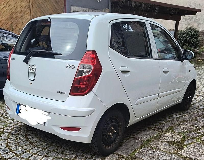 Gebraucht Hyundai i10 Style 86 PS (63 kW) 2012 Weiß Kleinwagen