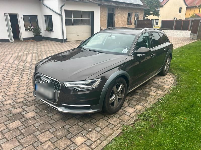 Braun Gebraucht 2012 Audi A6 Allroad Kombi | 14.500 € (Fairer Preis) - Bild 1/4