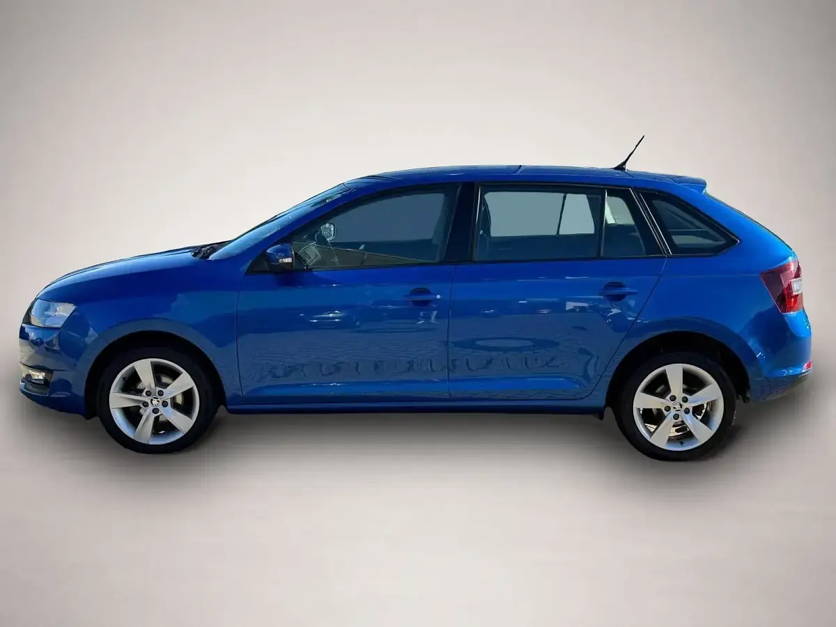 Gebraucht Skoda Rapid Cool Edition 95 PS (69 kW) 2018 Blau Kleinwagen